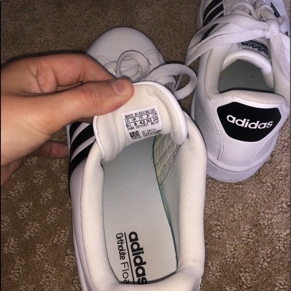 ADIDAS WOMENS SHOES!!🔥🔥 - Picture 3 of 5